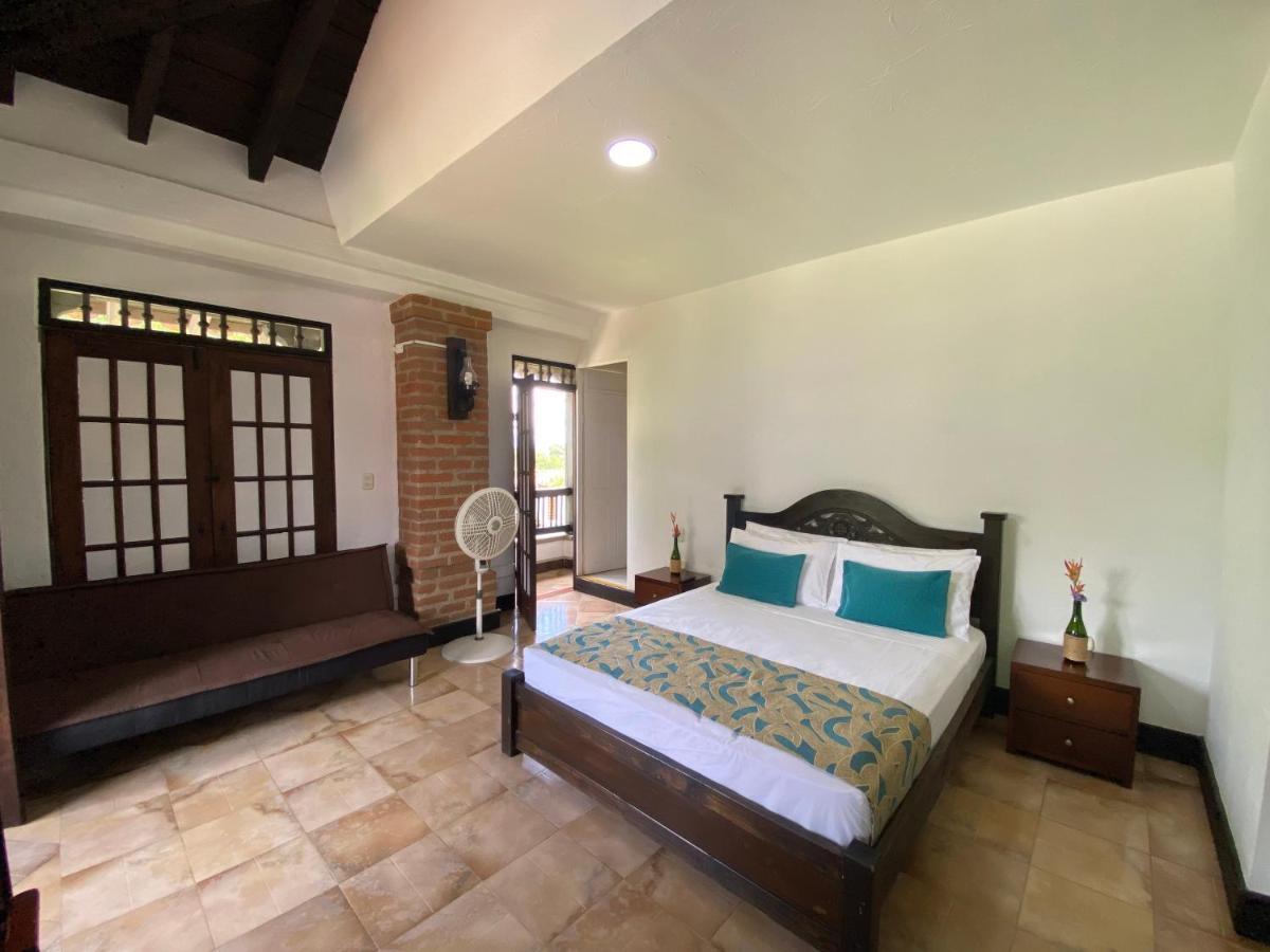 Finca Hotel La Esperanza มอนเตเนโกร ภายนอก รูปภาพ