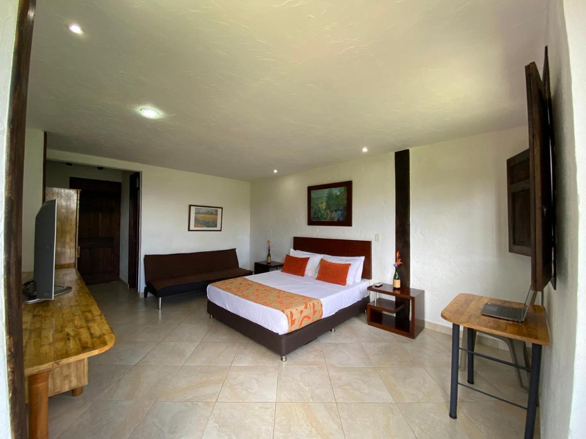 Finca Hotel La Esperanza มอนเตเนโกร ภายนอก รูปภาพ