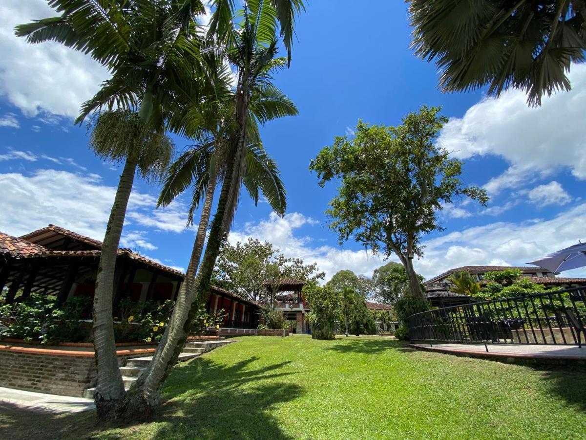 Finca Hotel La Esperanza มอนเตเนโกร ภายนอก รูปภาพ