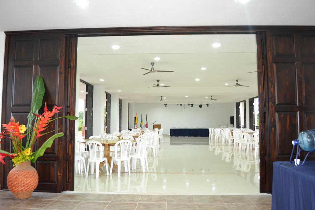 Finca Hotel La Esperanza มอนเตเนโกร ภายนอก รูปภาพ
