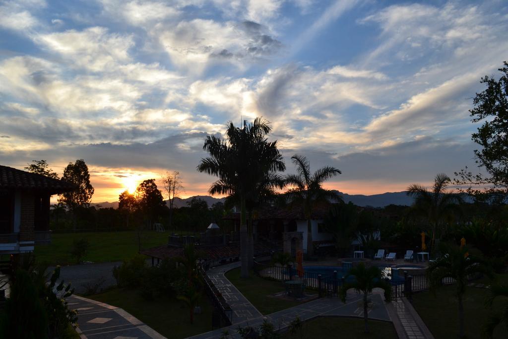 Finca Hotel La Esperanza มอนเตเนโกร ภายนอก รูปภาพ